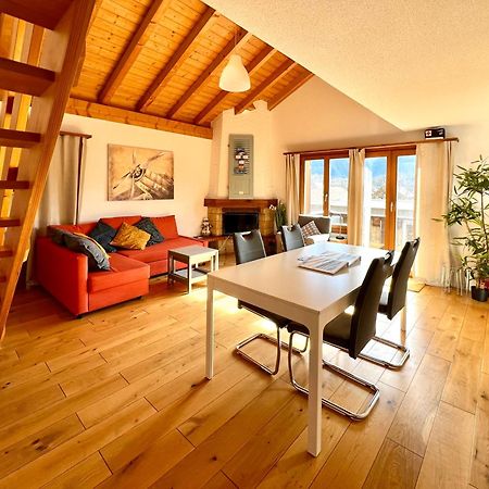 Maisonette 4.5 Zimmer, Naehe Ballenberg Hofstetten bei Brienz Esterno foto