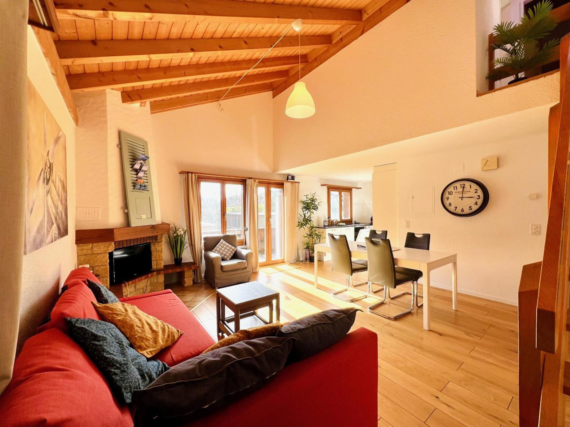 Maisonette 4.5 Zimmer, Naehe Ballenberg Hofstetten bei Brienz Esterno foto