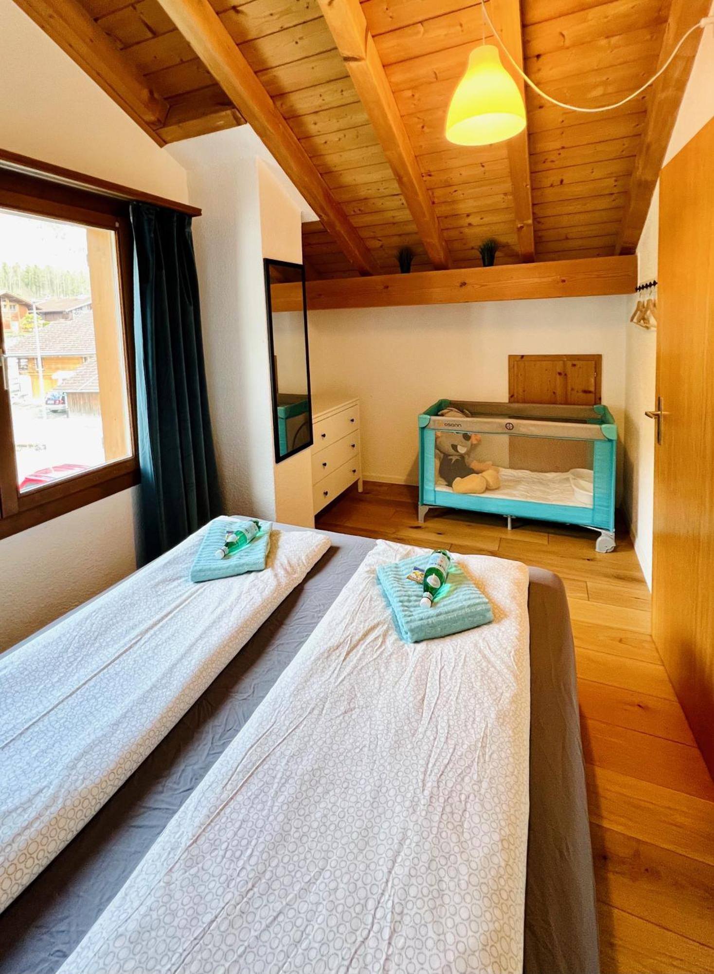 Maisonette 4.5 Zimmer, Naehe Ballenberg Hofstetten bei Brienz Esterno foto